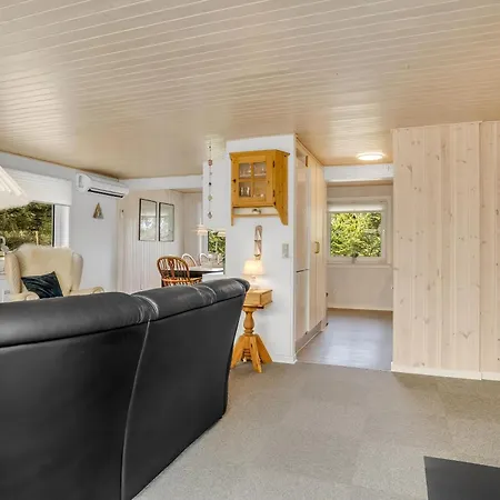 Cozy With Indoor Hot Tub And Sauna In Vorupor Sønder Vorupør