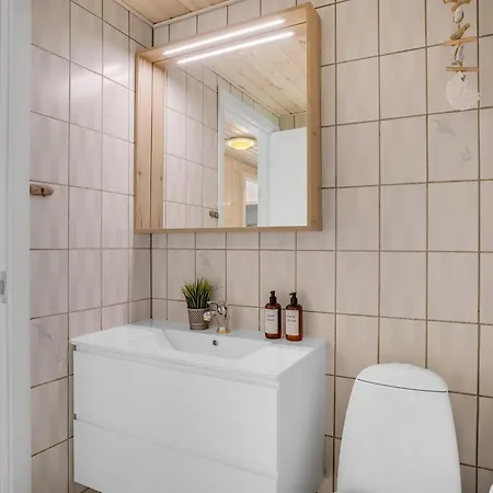 Cozy With Indoor Hot Tub And Sauna In Vorupor Ferienhaus *