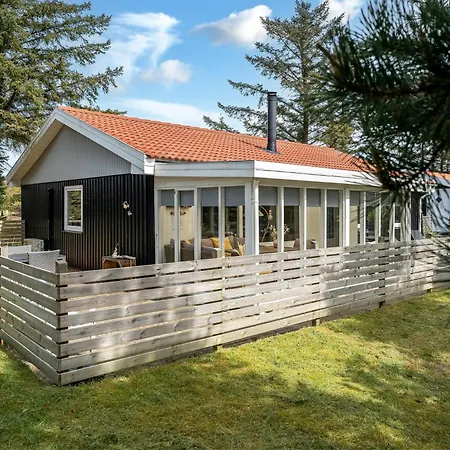 Cozy With Indoor Hot Tub And Sauna In Vorupor * Sønder Vorupør